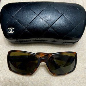 Authentic CHANEL Sunglasses